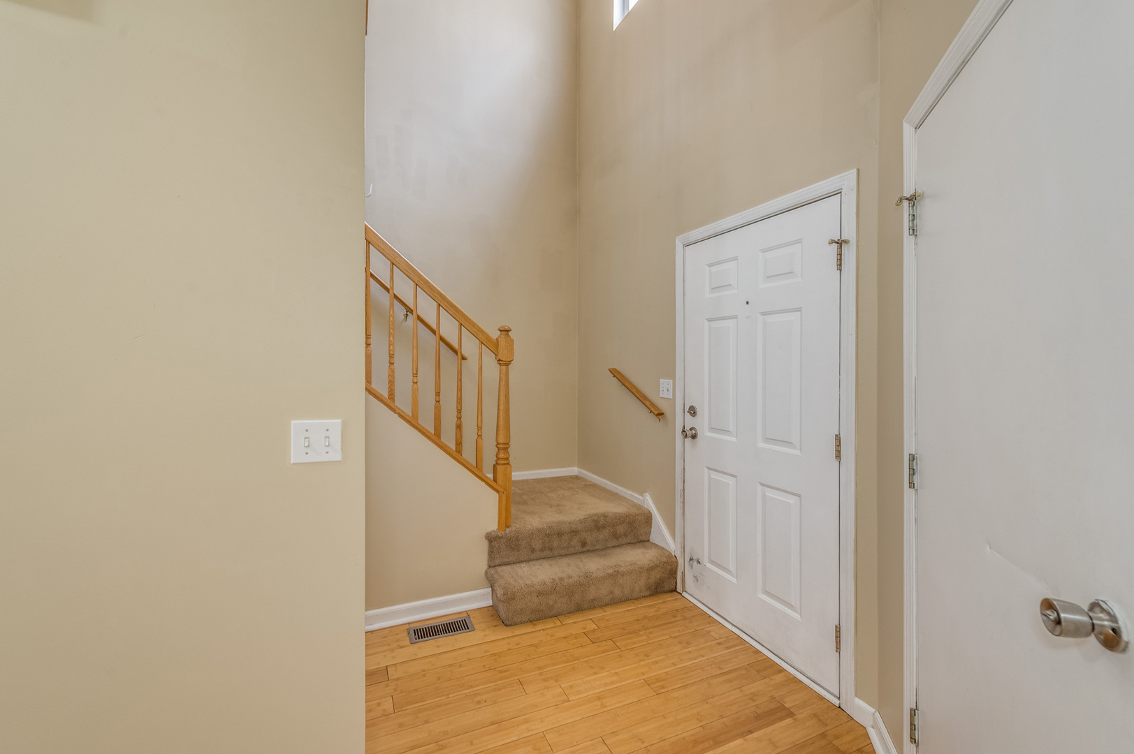 973 Mesa Drive, Lake In The Hills, IL