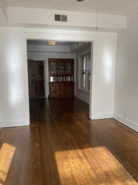 866 W Buckingham Place #2, Chicago, IL