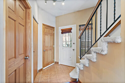 1273 Cranbrook Drive, Schaumburg, IL