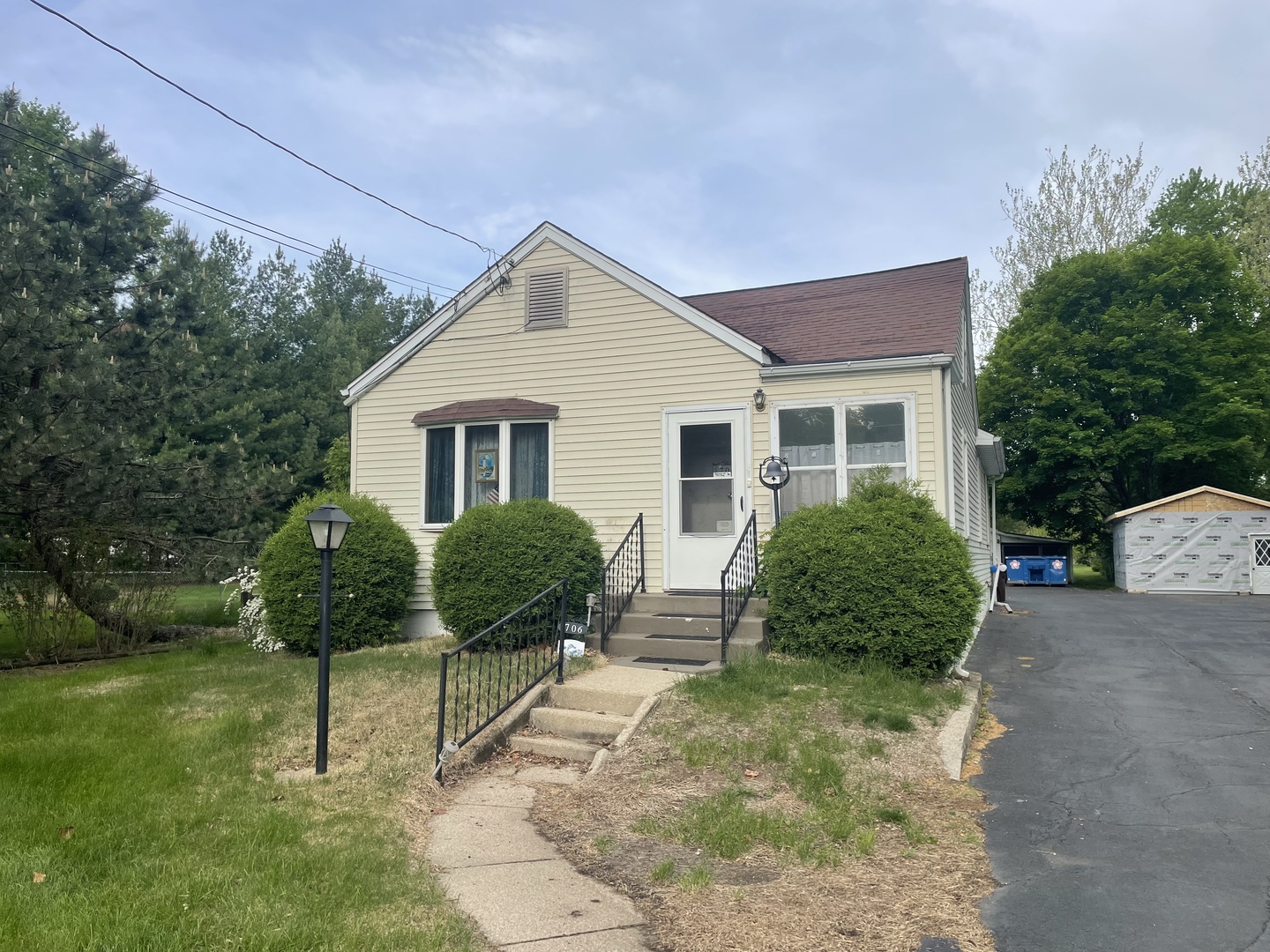706 Jackson Street, Prophetstown, IL
