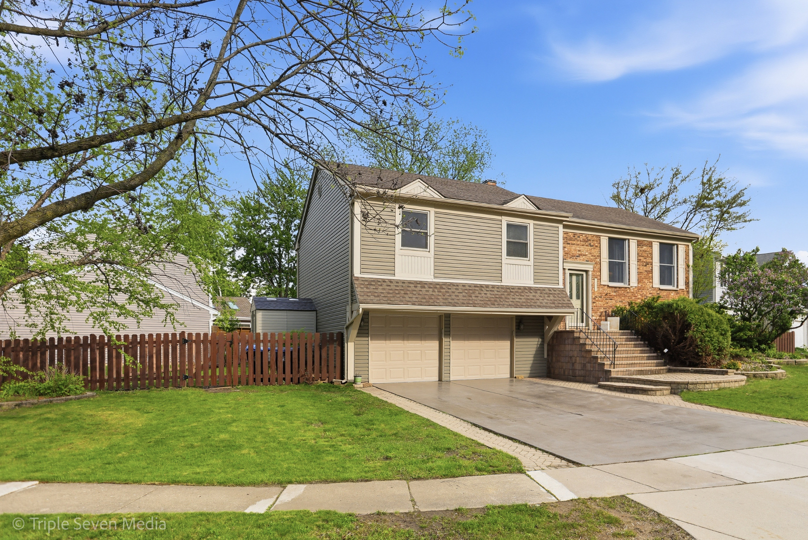 2109 Hitching Post Lane, Schaumburg, IL