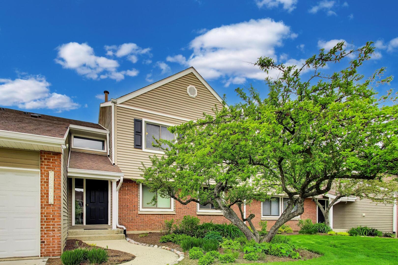 1068 Hidden Lake Drive #1068, Buffalo Grove, IL