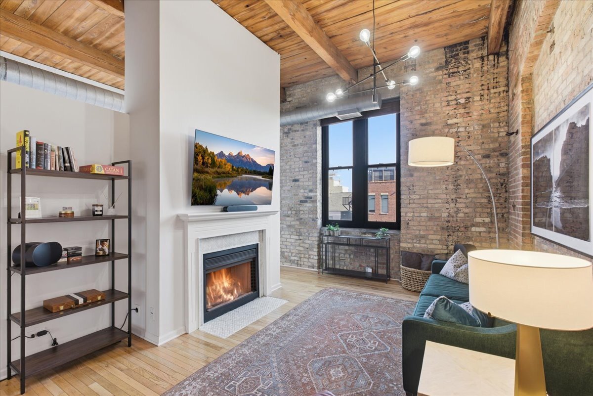 2510 N Wayne Avenue #304, Chicago, IL
