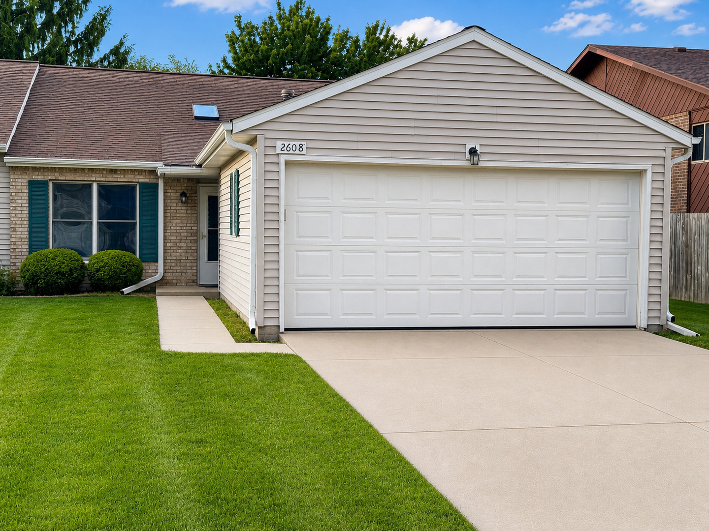 2608 38th Street, Moline, IL