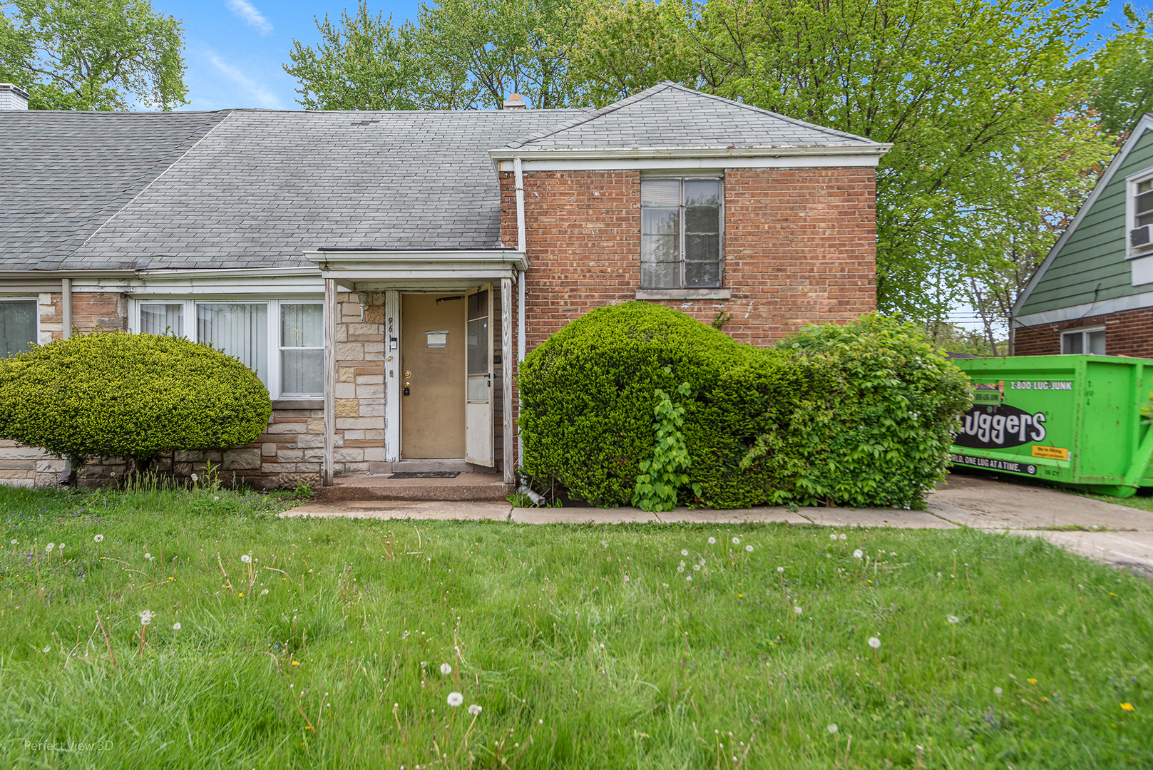 9611 S Oglesby Avenue, Chicago, IL
