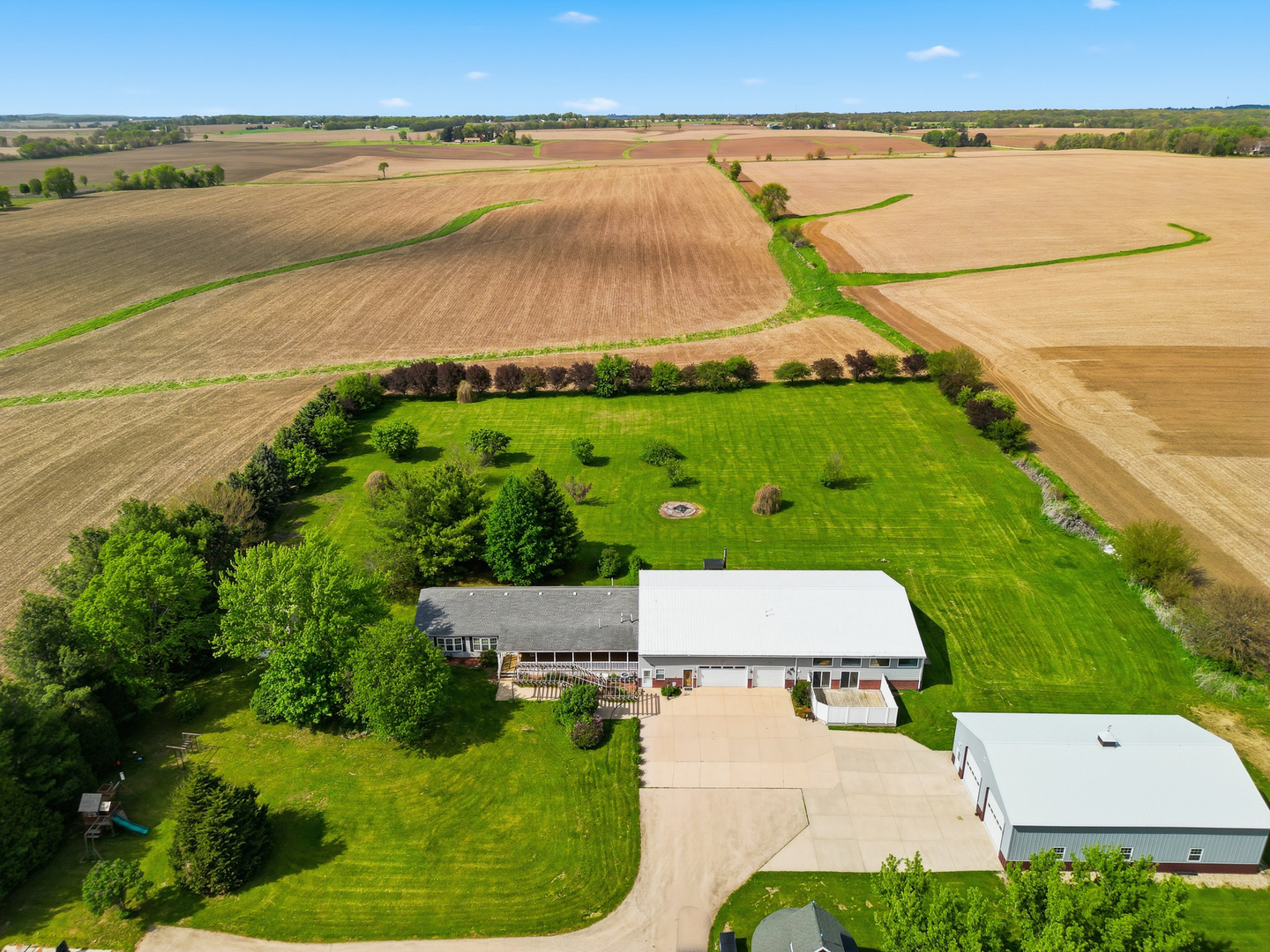 298 S IL RT 2, Dixon, IL
