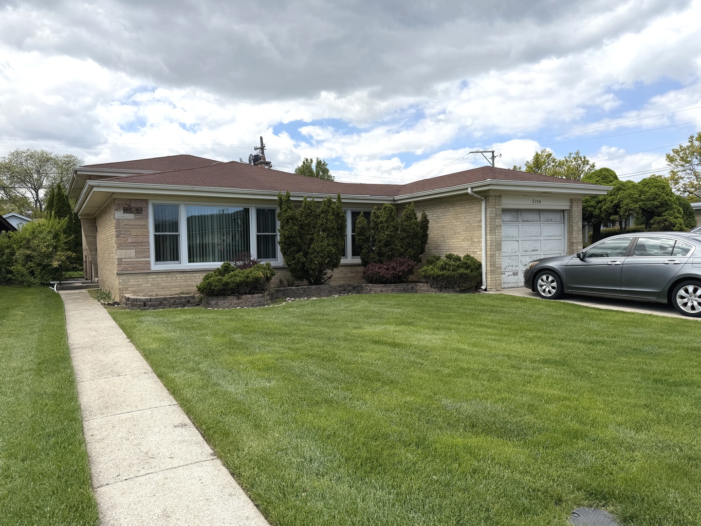 7150 N Crawford Avenue, Lincolnwood, IL