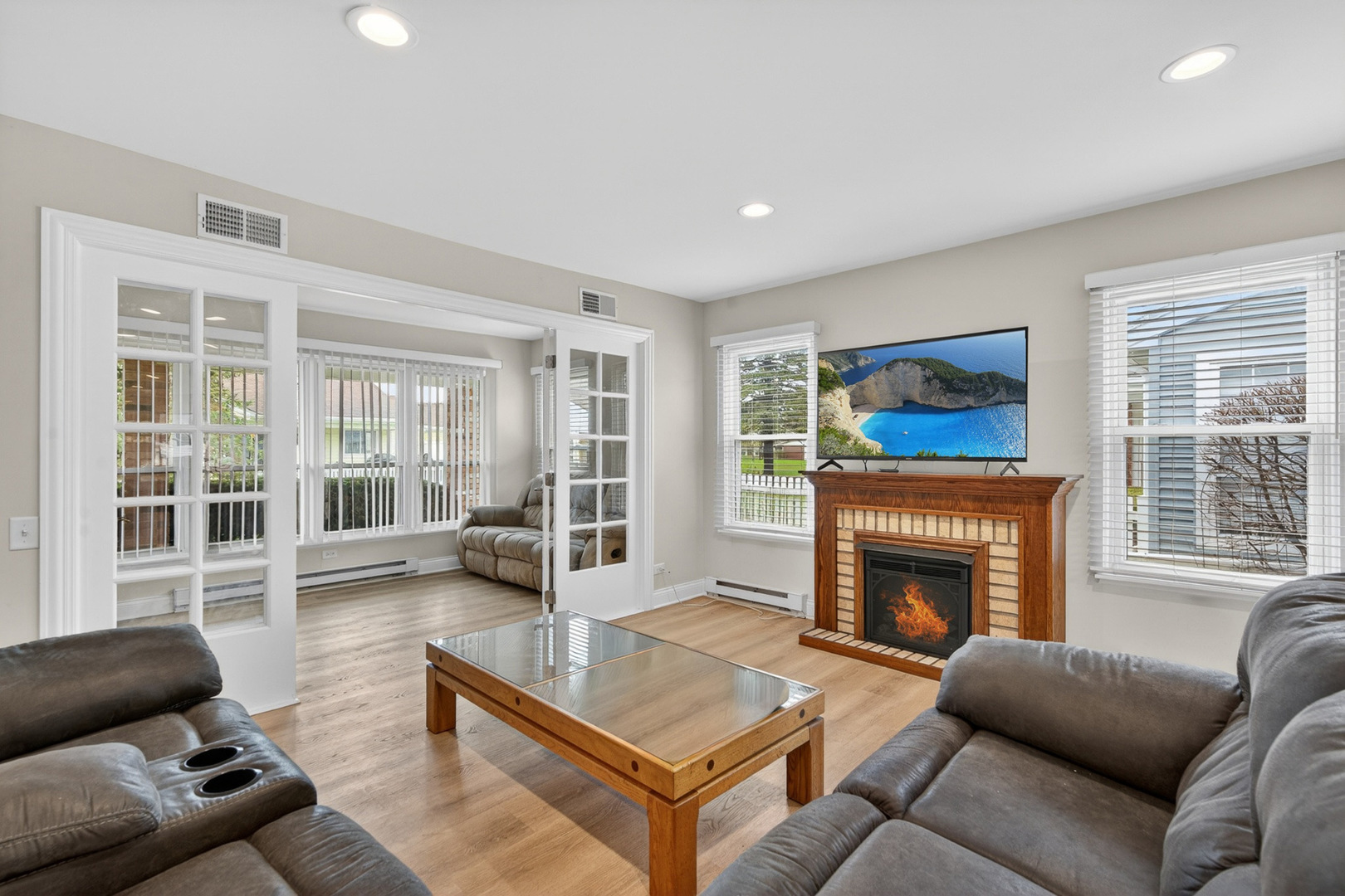 7225 Oxford Circle, Fox Lake, IL