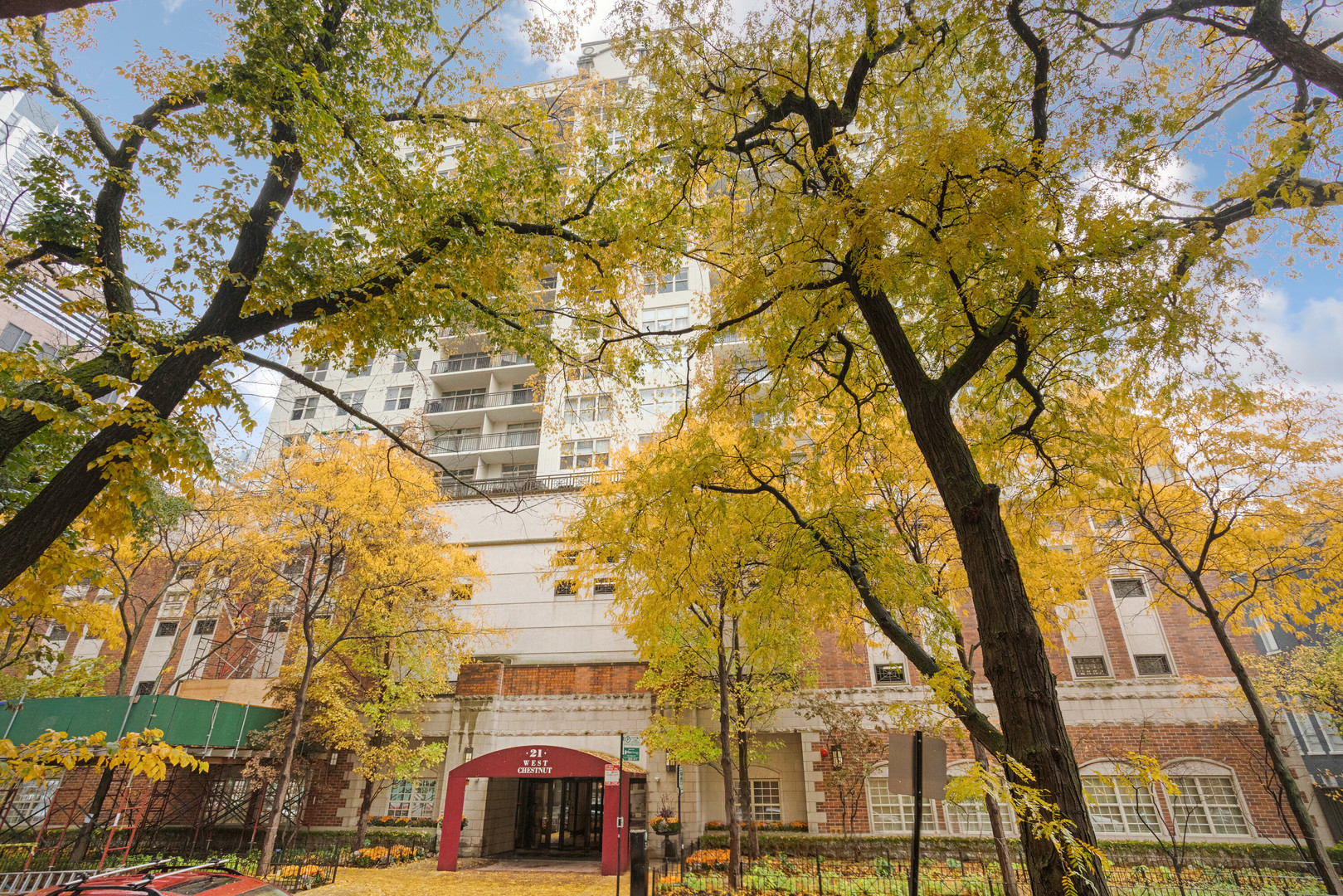 21 W Chestnut Street #1106, Chicago, IL