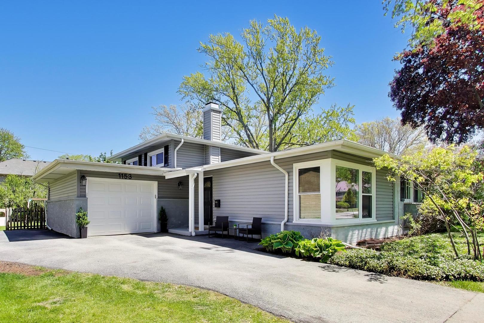 1153 Kenton Road, Deerfield, IL