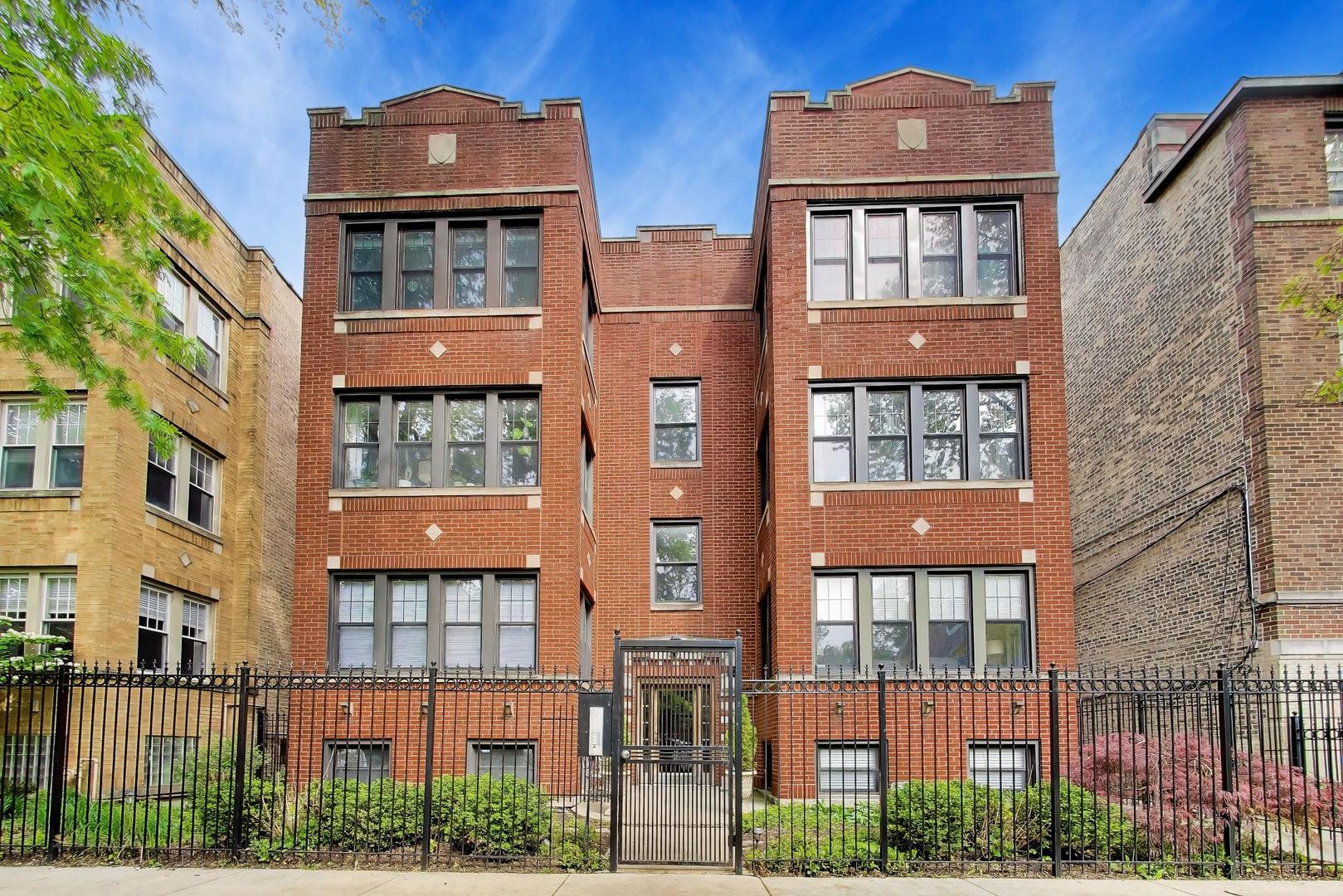 7311 N HONORE Street #2, Chicago, IL