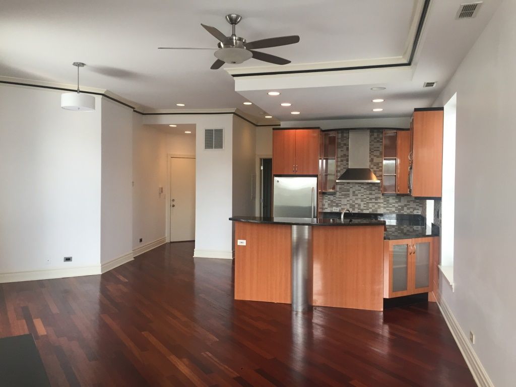 36 S Ashland Avenue #303, Chicago, IL