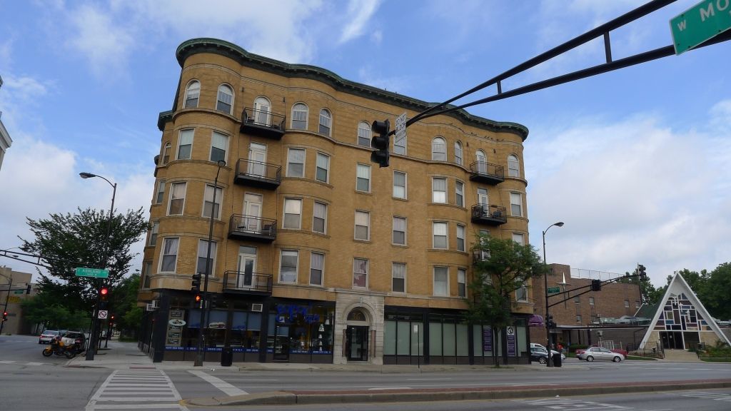 36 S Ashland Avenue #303, Chicago, IL