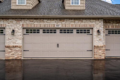 607 Queens Court, Rockton, IL