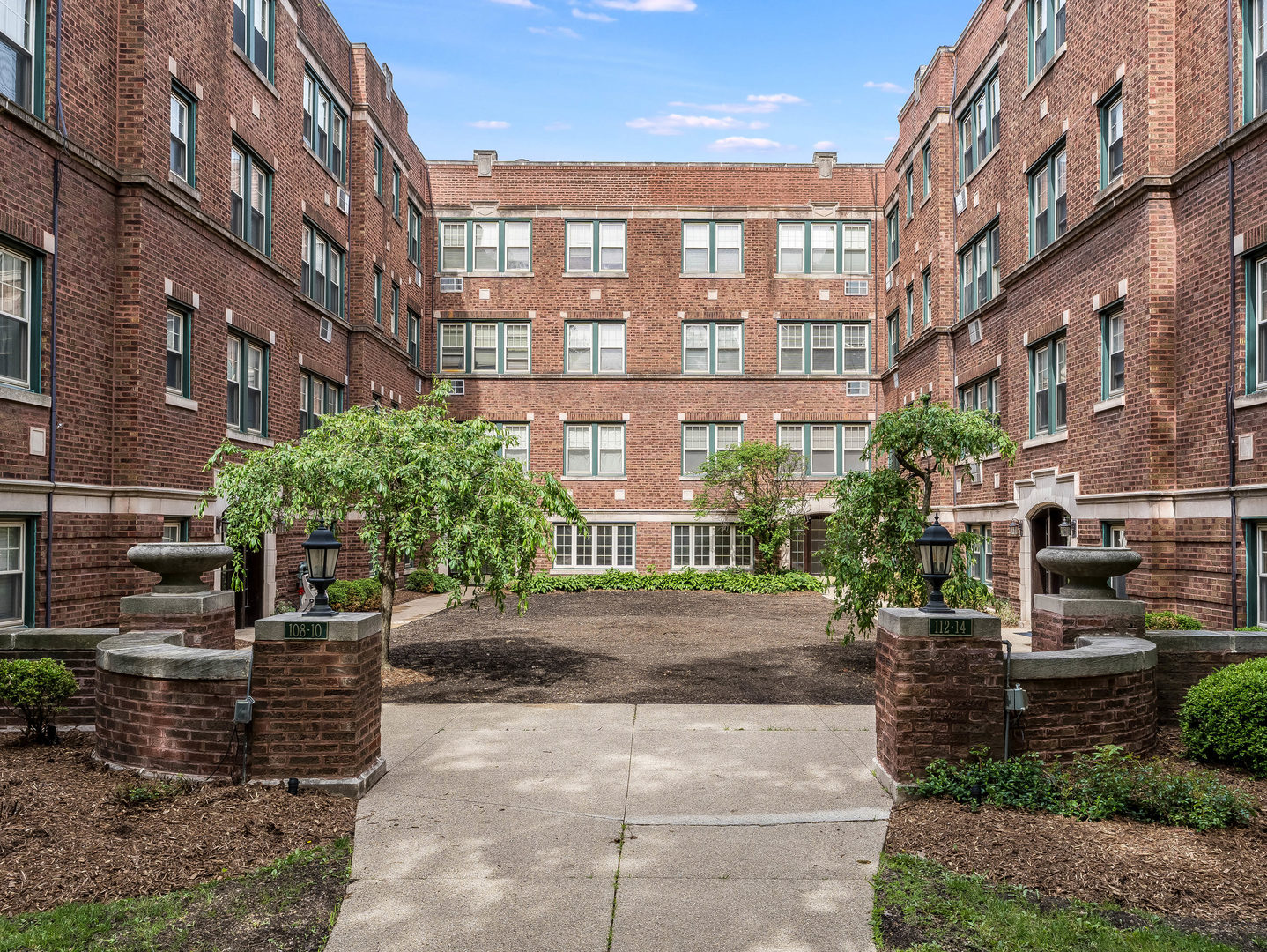 112 Lincoln Avenue #G, Riverside, IL