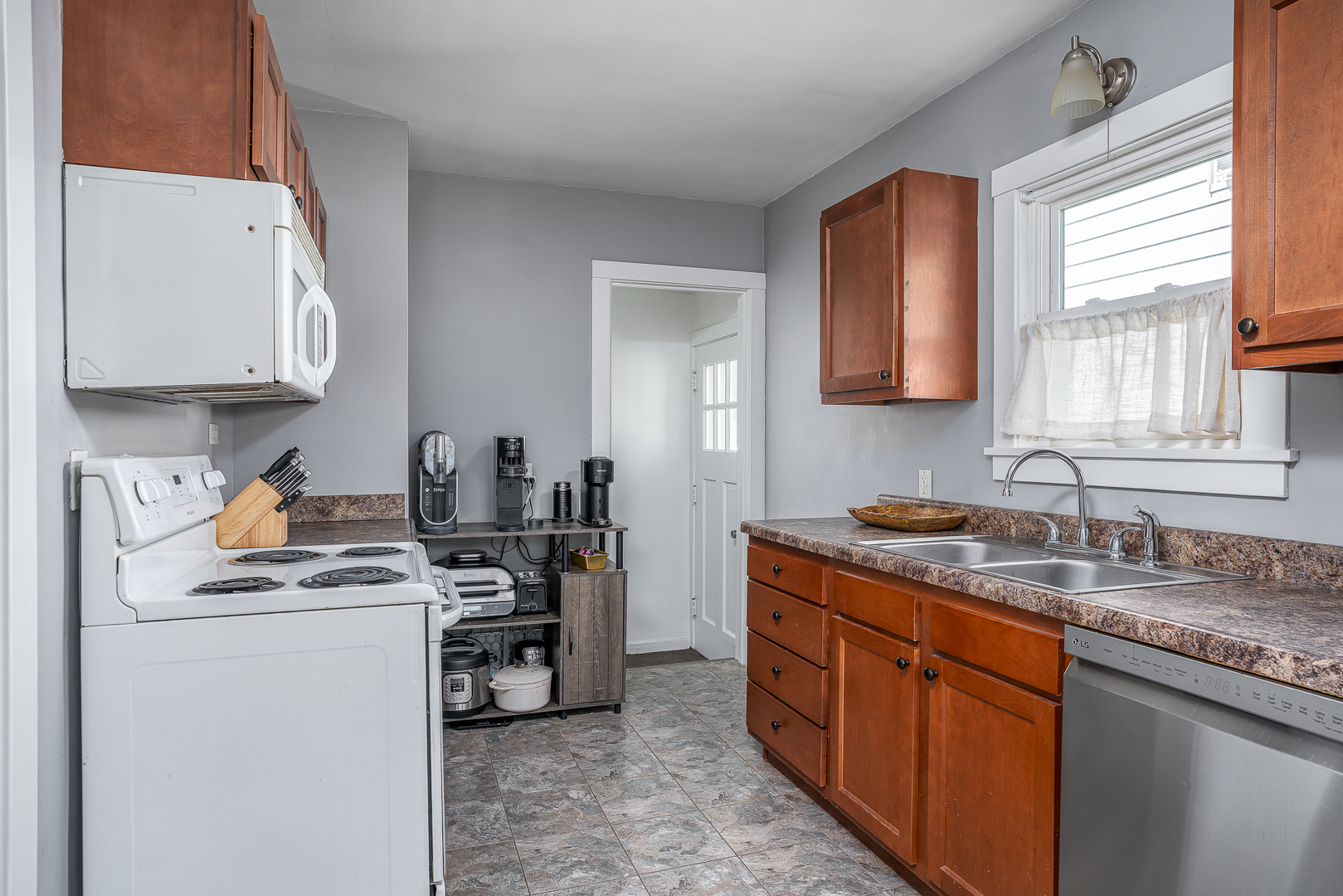 2326 18th Avenue A, Moline, IL