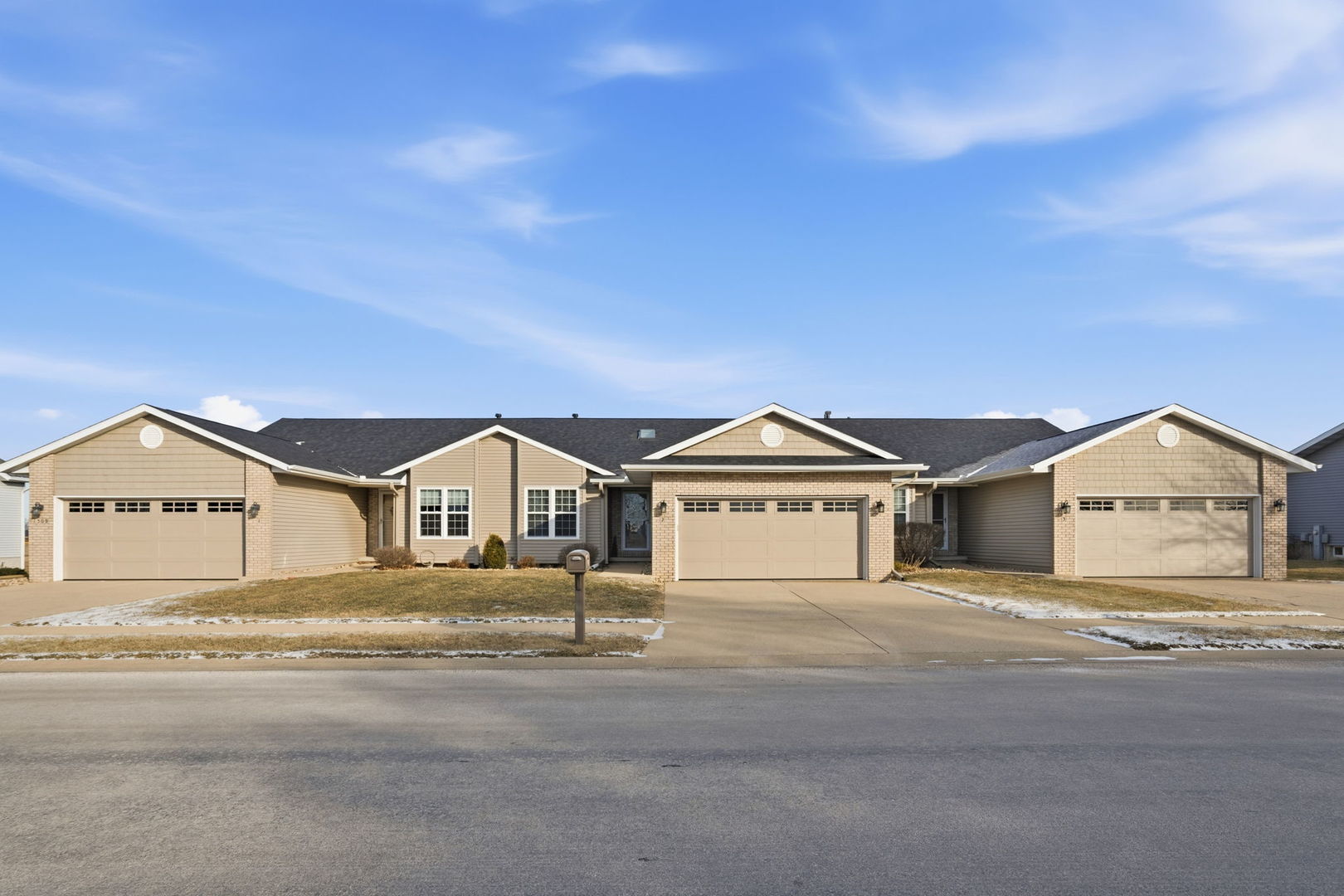 1509 #3 12th Avenue, Orion, IL