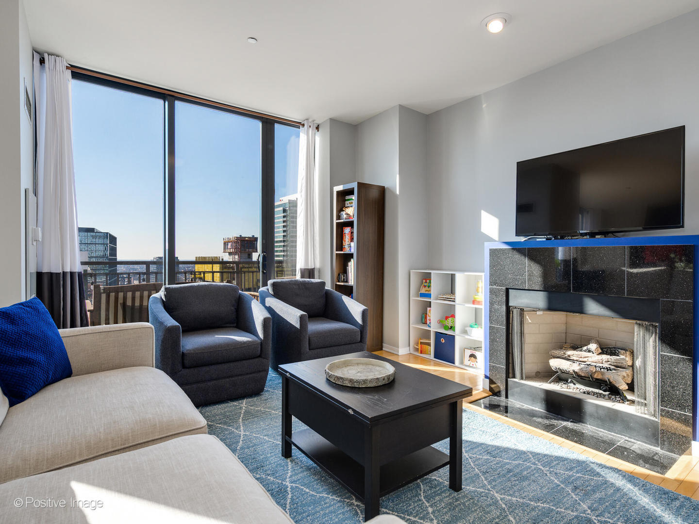 330 N Jefferson Street #2305, Chicago, IL
