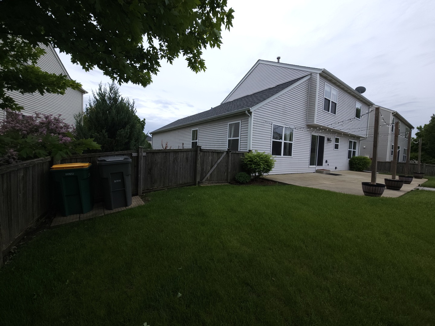 318 Zinnia Drive, Romeoville, IL
