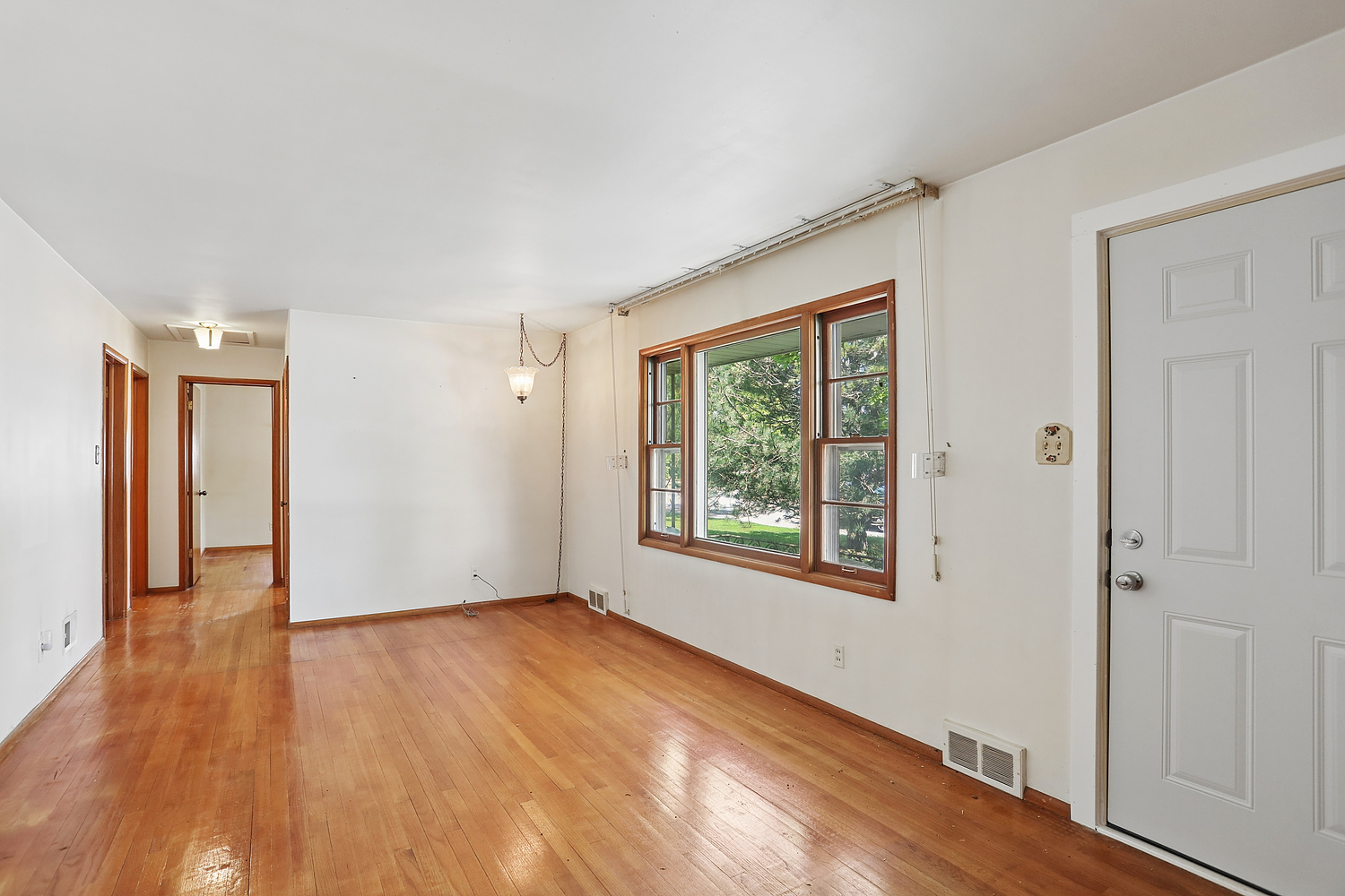 3106 Fairview Avenue, South Chicago Heights, IL