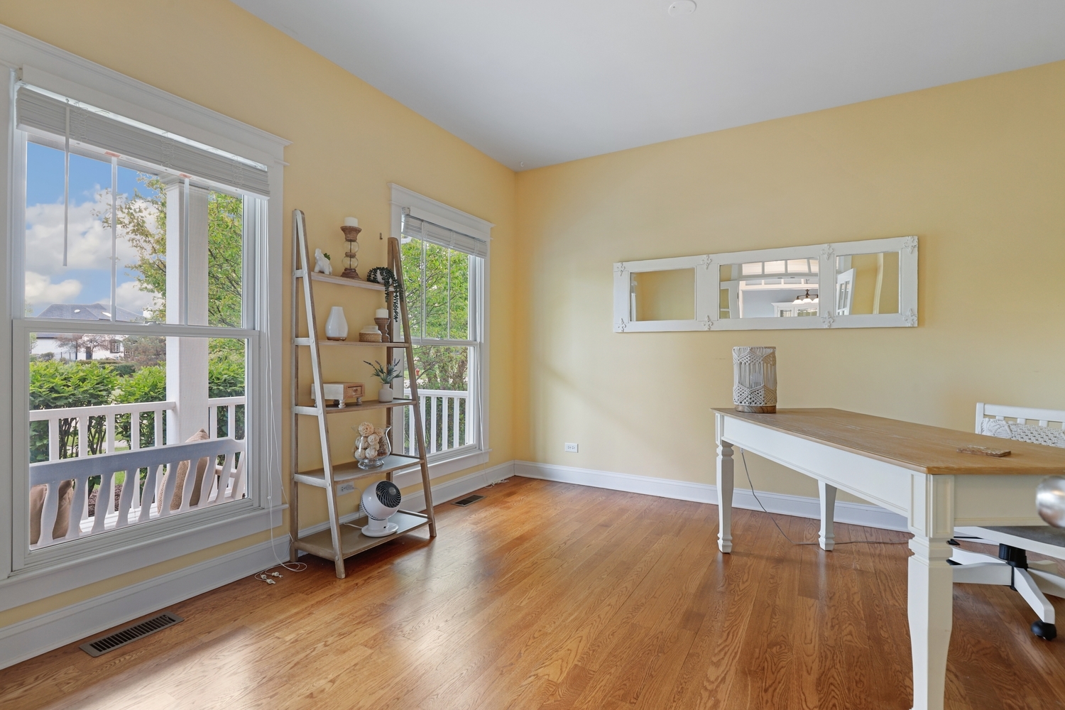 834 Citizen Avenue, Elburn, IL