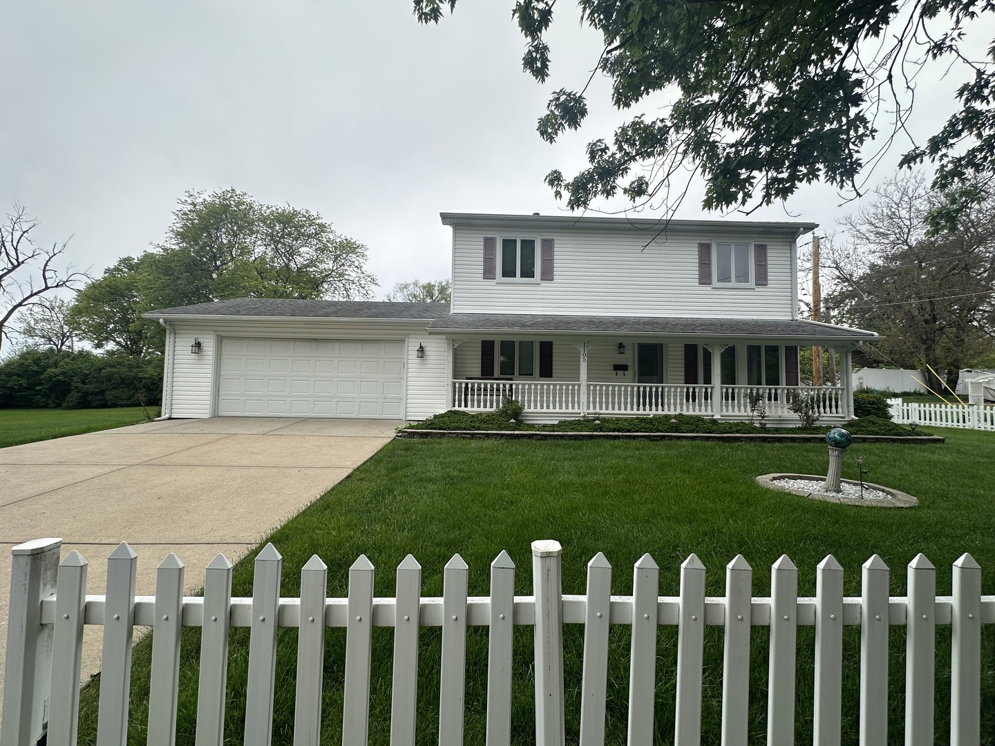 1105 Summit Drive, Lockport, IL