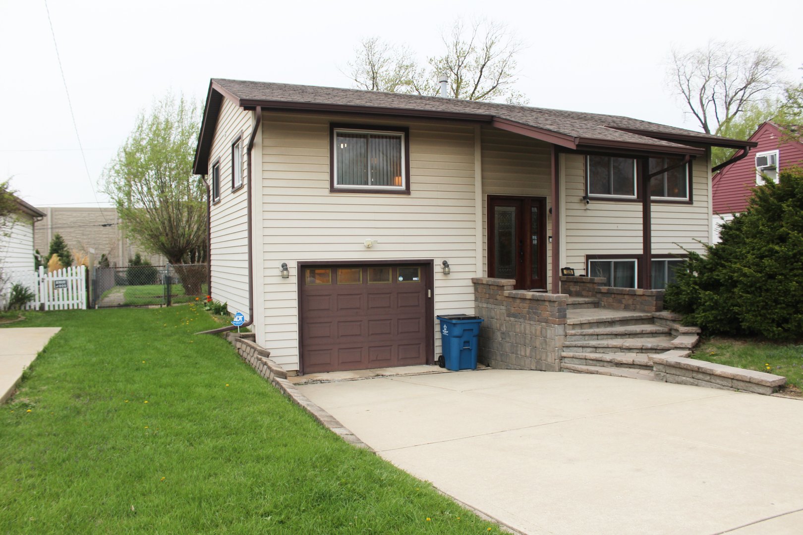 1326 Degener Avenue, Elmhurst, IL