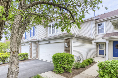 3042 Renard Lane, St. Charles, IL