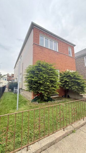 2829 S Lowe Avenue, Chicago, IL