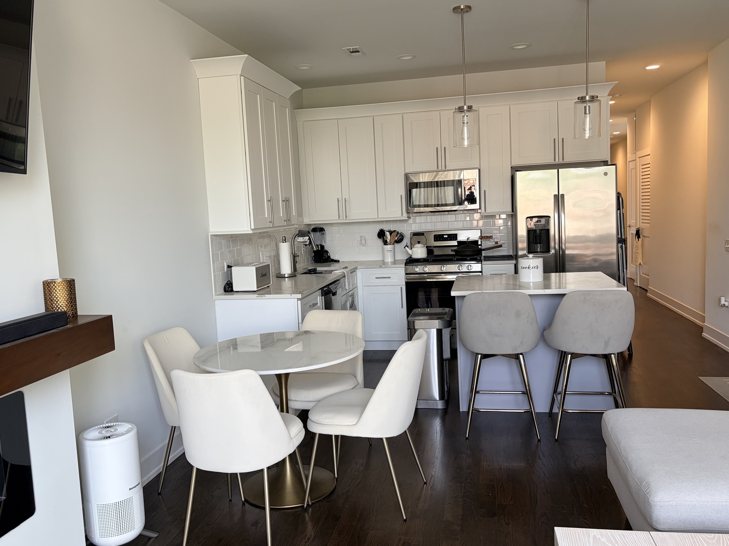 6606 S University Avenue #2, Chicago, IL