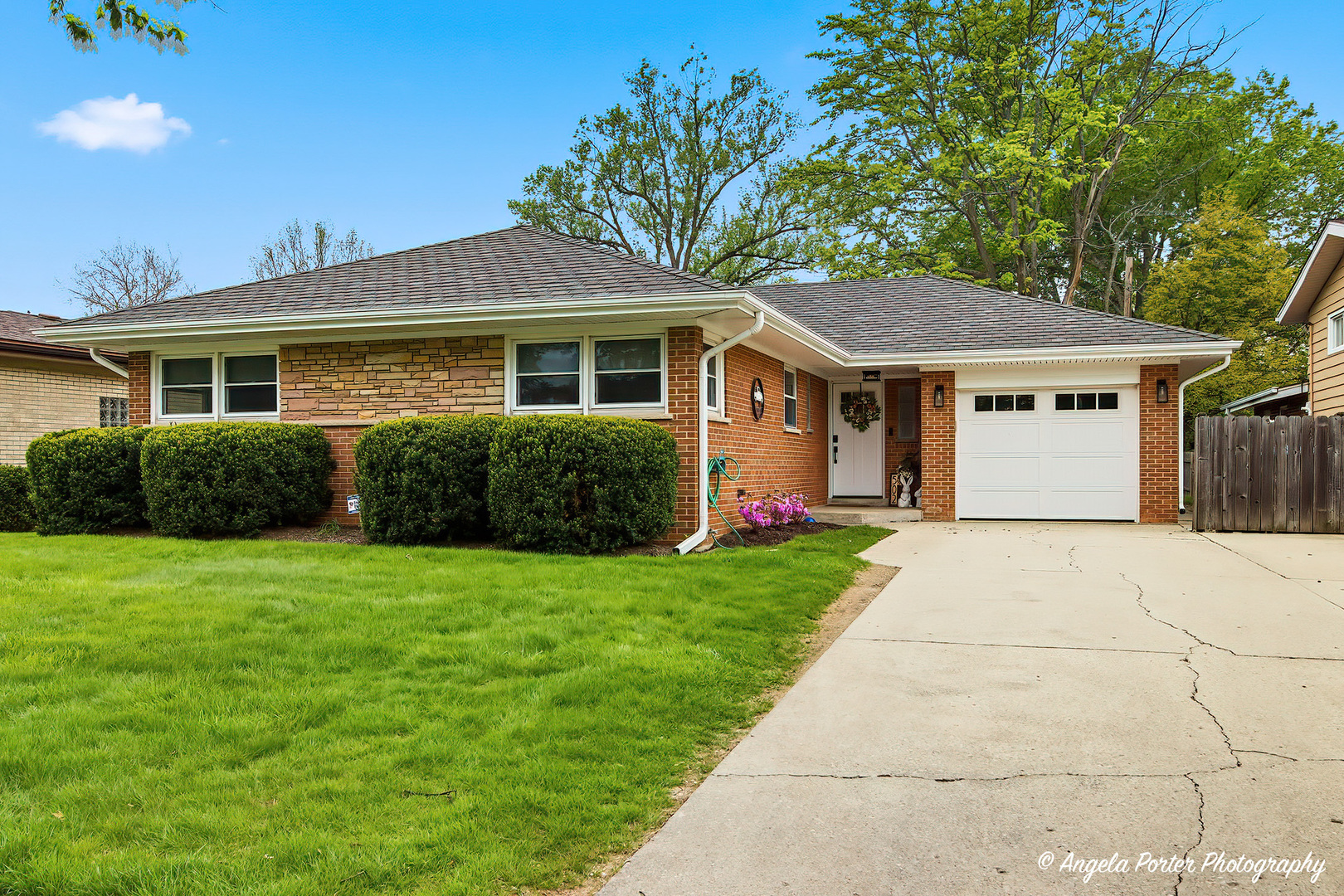 502 S Louis Street, Mount Prospect, IL