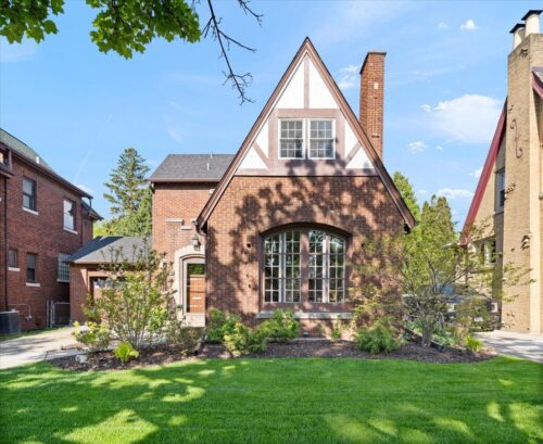 9814 S Hoyne Avenue, Chicago, IL
