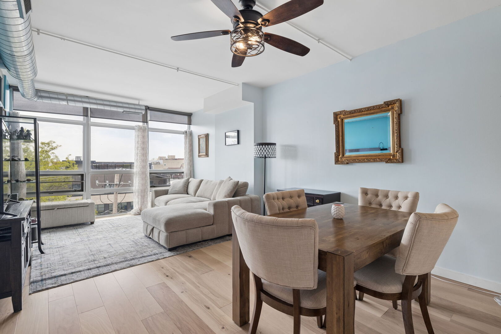 1610 W Fullerton Avenue #412, Chicago, IL