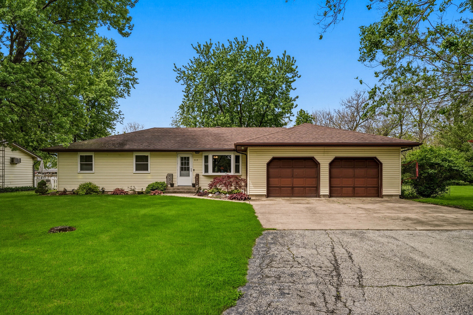 315 Peach Street, Chebanse, IL