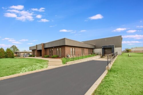9325 Gulfstream Road, Frankfort, IL