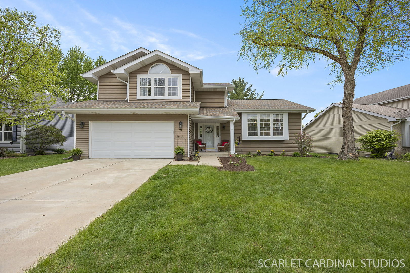 91 Forestview Lane, Aurora, IL