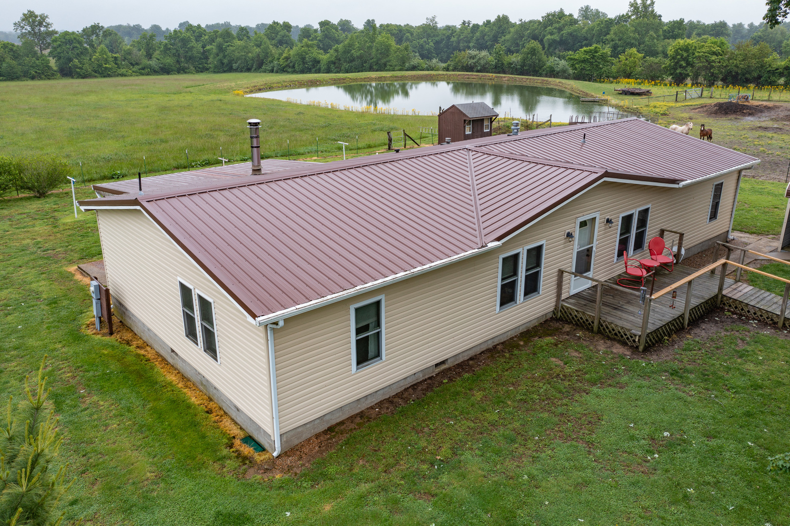1692 County Road 315 E, Johnsonville, IL
