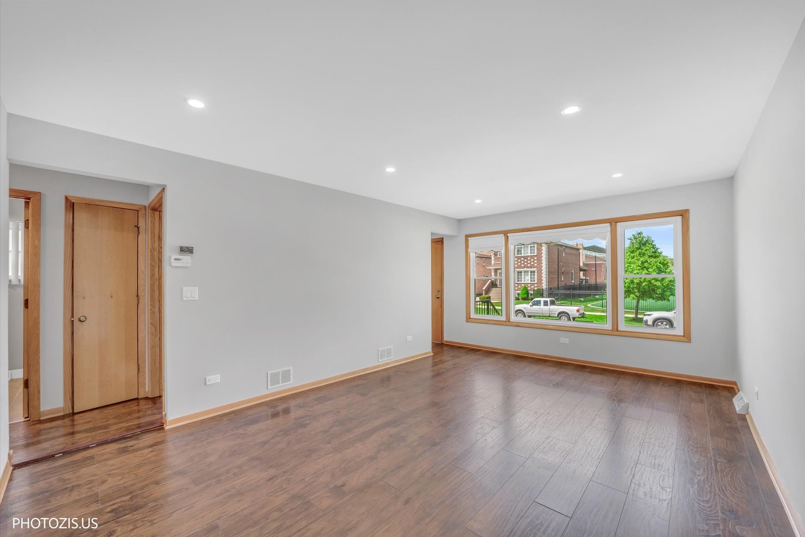 4043 N Wagner Avenue, Schiller Park, IL