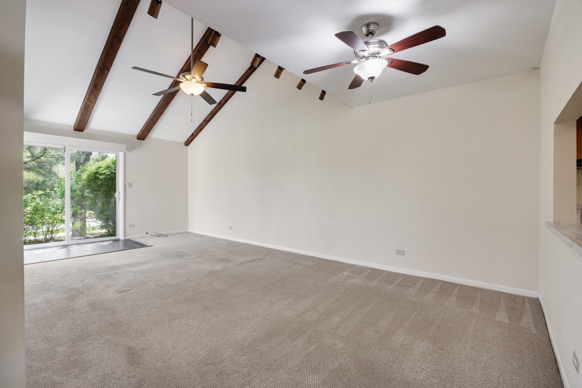 1525 Columbia Court, Elk Grove Village, IL