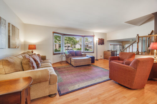 1477 William Clifford Lane, Elk Grove Village, IL