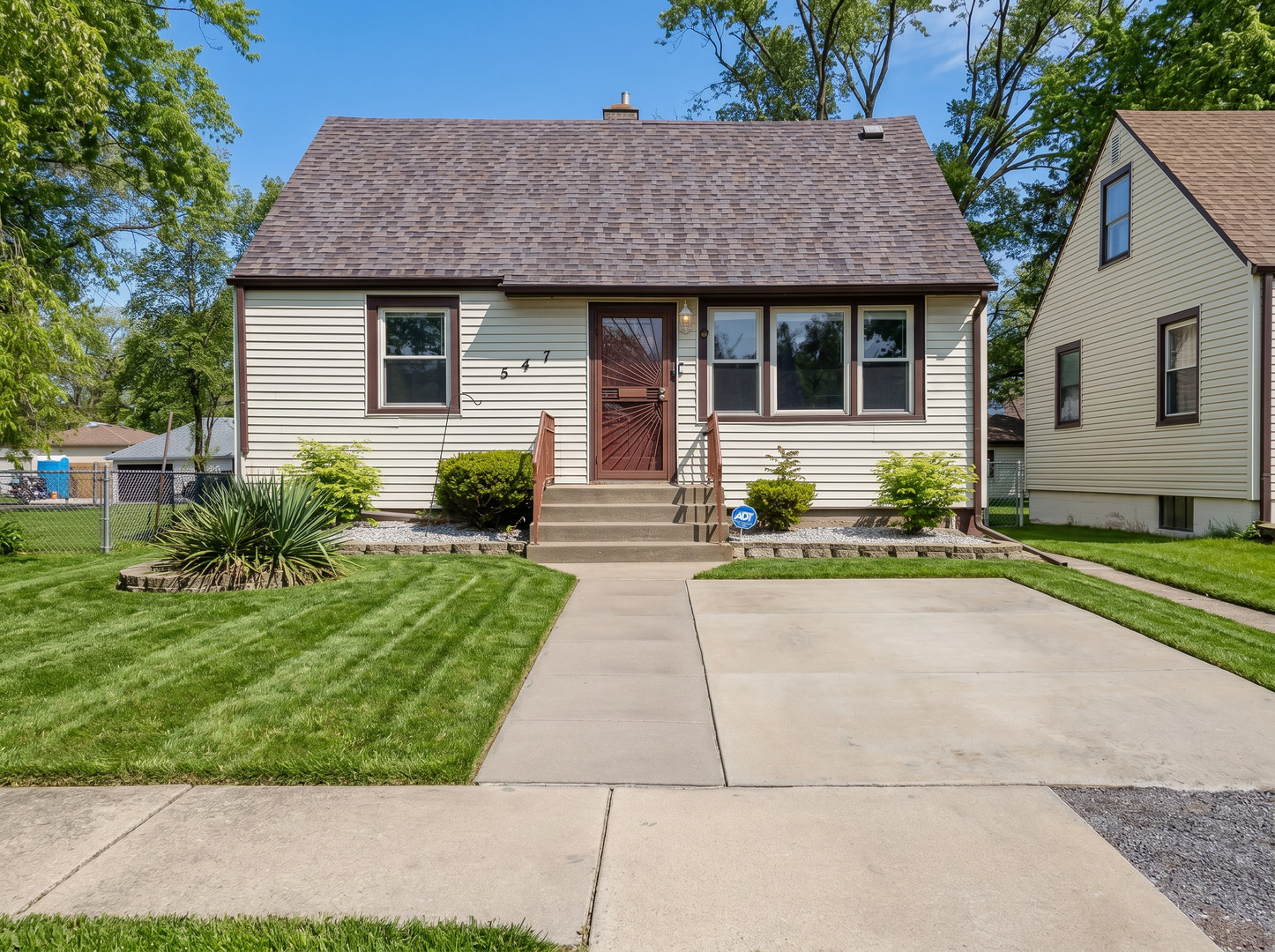 547 E 148th Place, Harvey, IL