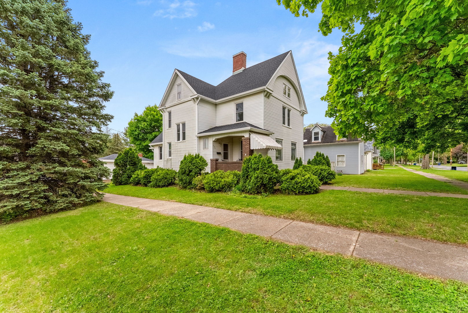 402 SE 2nd Avenue, Aledo, IL