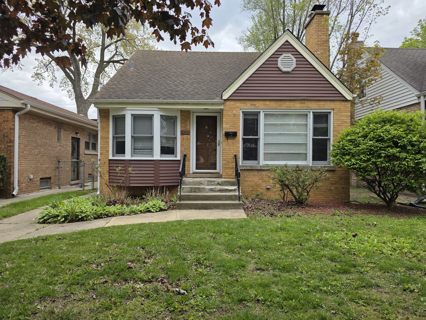 2012 DOBSON Street, Evanston, IL