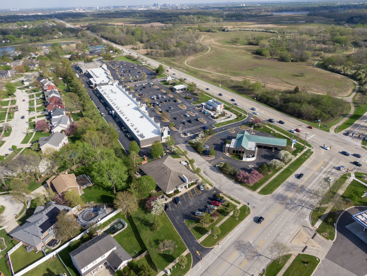 1600 W Algonquin Road, Hoffman Estates, IL