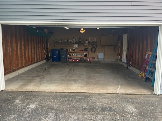 3048 Parkwild Drive, Bettendorf, IA
