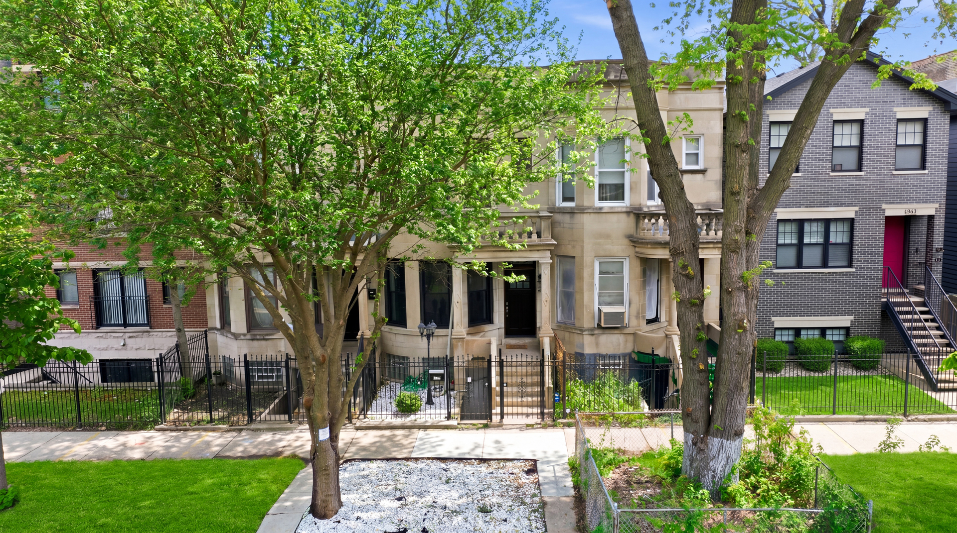 4937 S Prairie Avenue, Chicago, IL