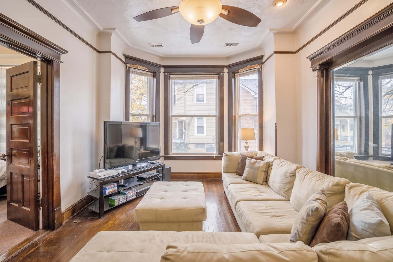 4812 S Langley Avenue, Chicago, IL