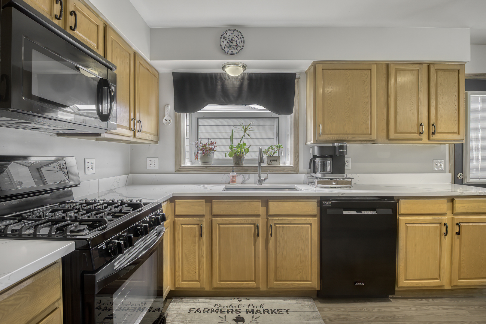 591 Sussex Court, Elk Grove Village, IL