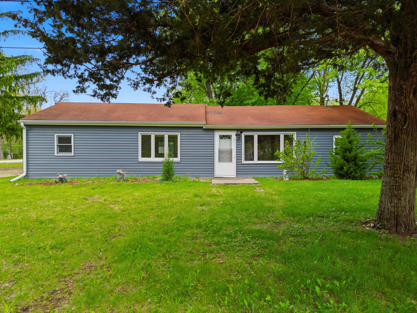 4924 N Wendorf Road, Monroe Center, IL