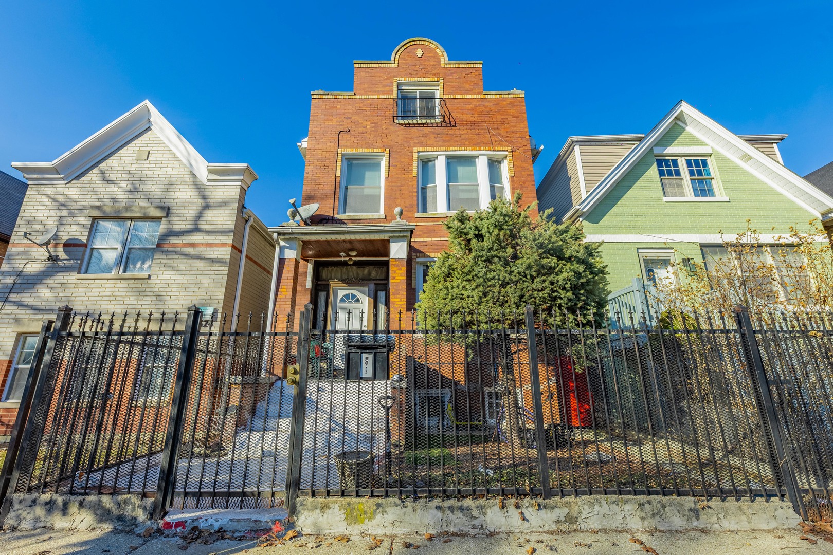2522 W Haddon Avenue, Chicago, IL